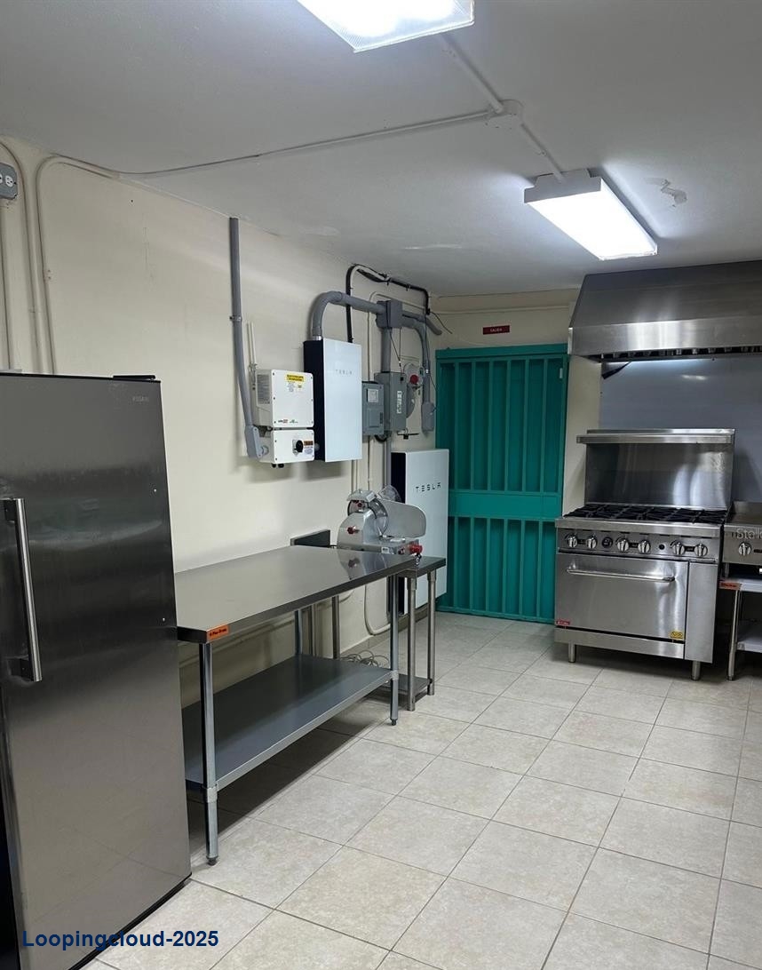 Commercial Property for Sale in Carolina Puerto Rico 00986