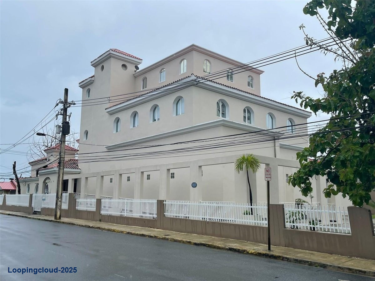 Commercial Property for Sale in Hatillo Puerto Rico 00917