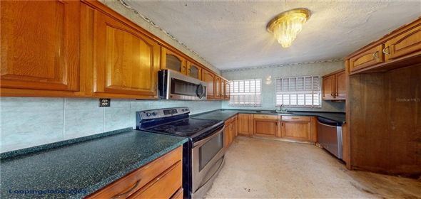 81 BO RAMON TORRES San Juan Puerto Rico, 00650 | Commercial Property