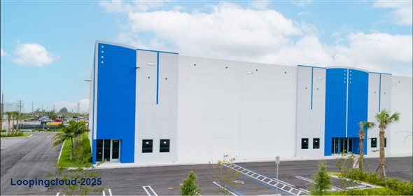 10900 NW 146th Street Hialeah Gardens Florida, 33018 | Beautiful Warehouse Office