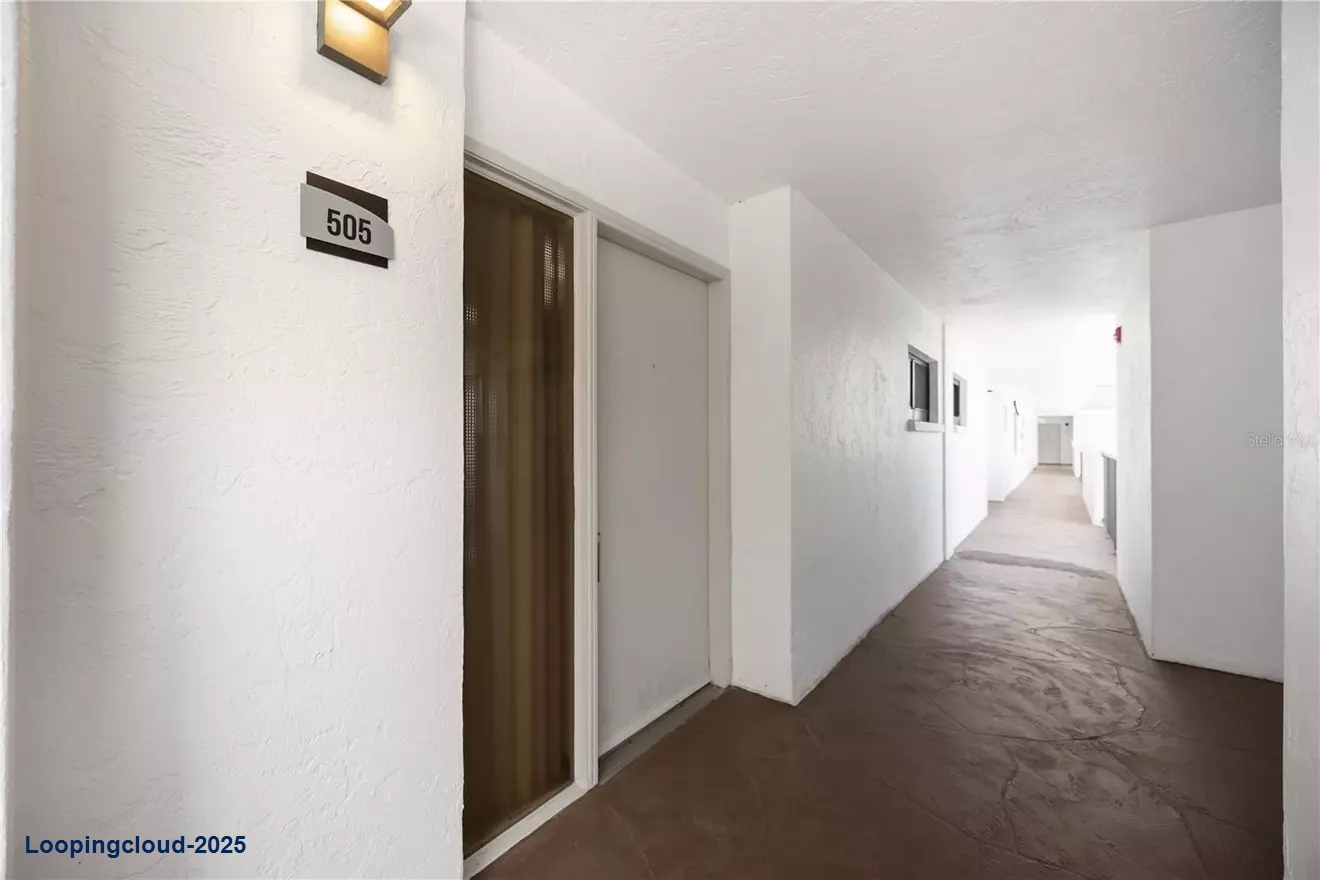 11 SUNSET DR #505 Sarasota