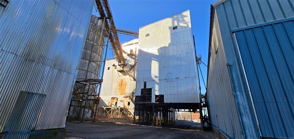 46 Apel Place Manchester Connecticut, 06042 | Expansive Multi-Building Warehouse/Manufacturing Complex