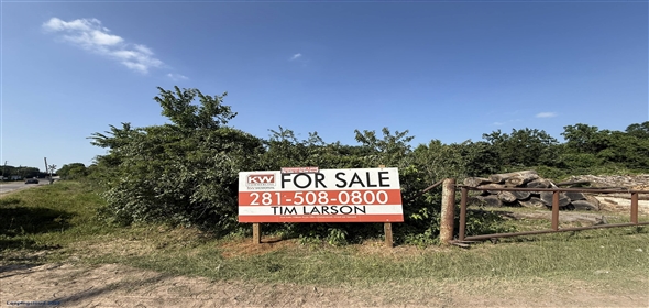 0 Spur 234 & SH-105 Navasota Texas, 77868 | Railroad Frontage Land