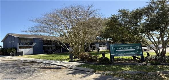 1101 E Main St League City Texas, 77573 | Mariner Apartment Complex: 16-Units