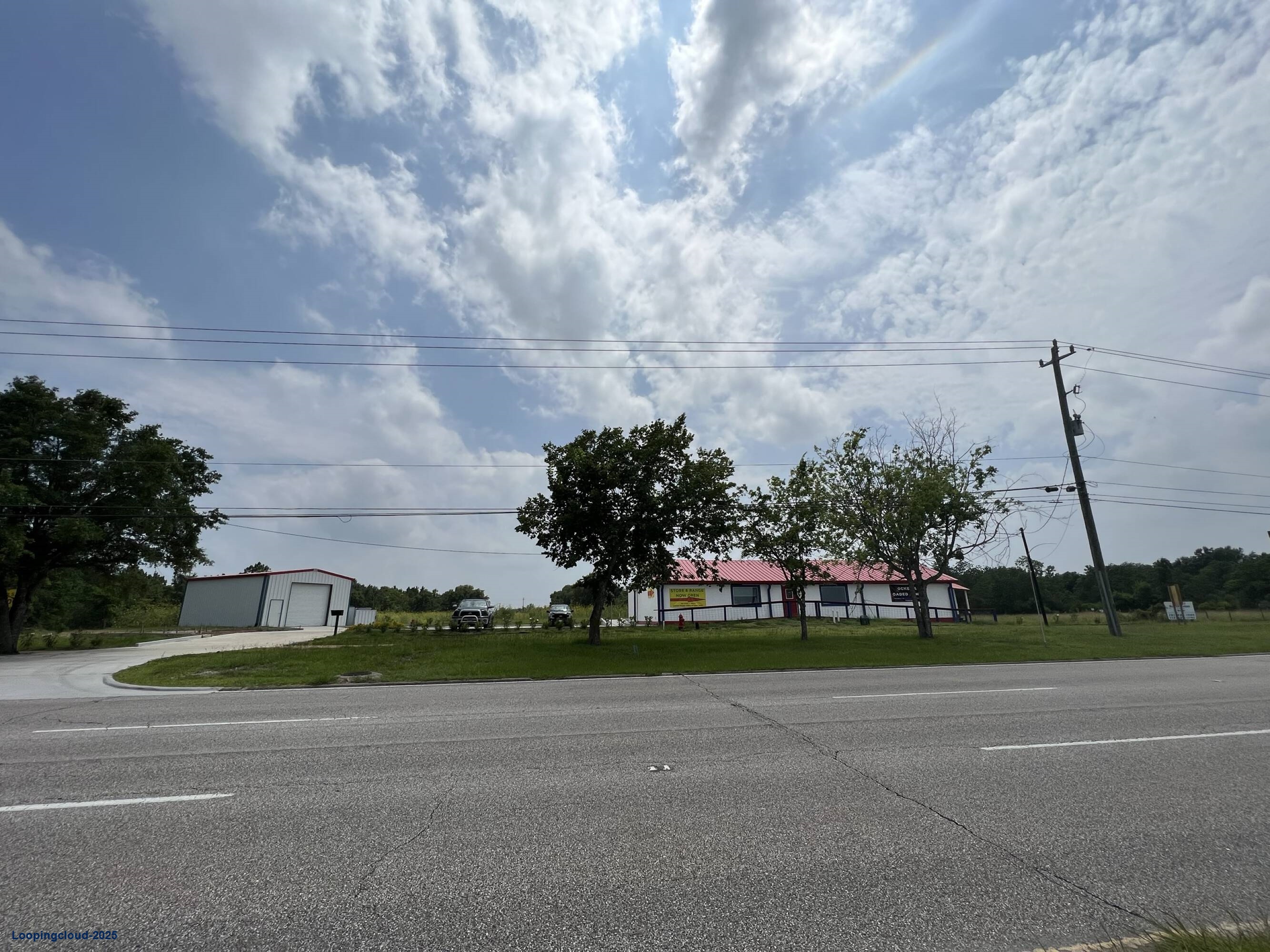 Retail Building with a Free-Standing Warehouse Shop