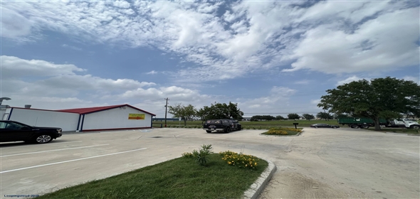 8050 Red Bluff Rd Pasadena Texas, 77507 | Retail Building with a Free-Standing Warehouse Shop