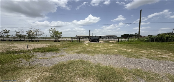 29948 Hwy 6 Alvin Texas, 77511 | +/-4.22 Acre Commercial Lot
