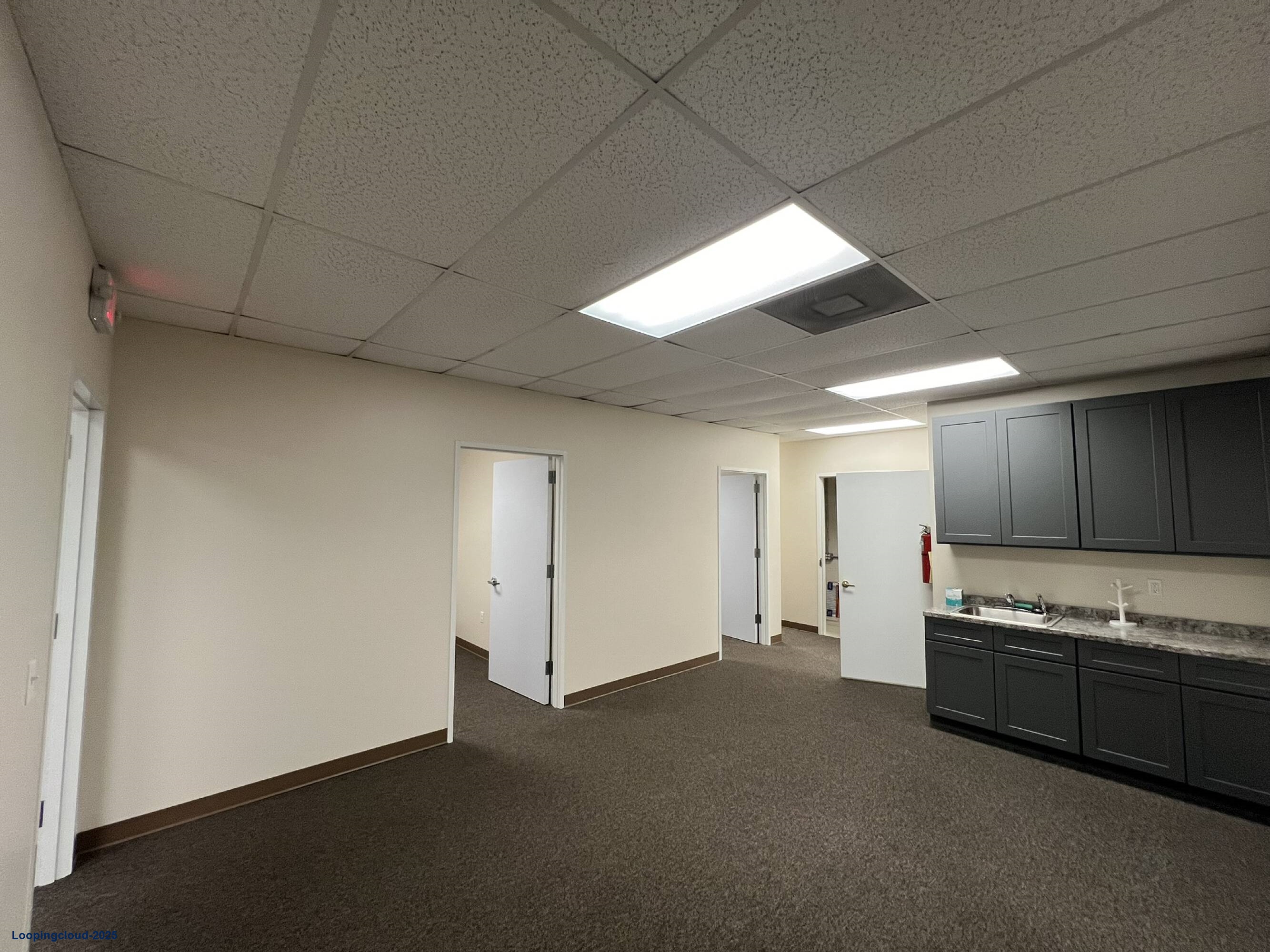 Free-standing Office/Retail Complex