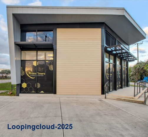 Beautiful Free Standing Space