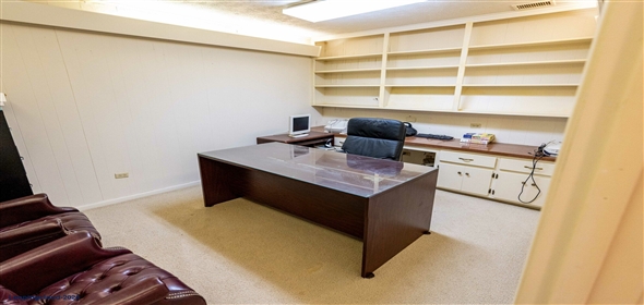 721 W Division St Arlington Texas, 76012 | premier leasing opportunity