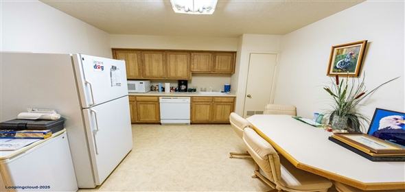 721 W Division St Arlington Texas, 76012 | Exceptional Opportunity for Owner-Users