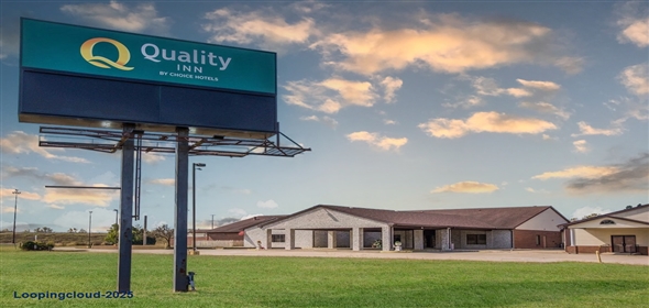 2200 S Court St Grayville Illinois, 62844 | Quality Inn - Grayville, IL