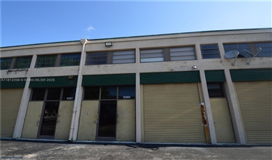  Industrial Warehouse for Lease