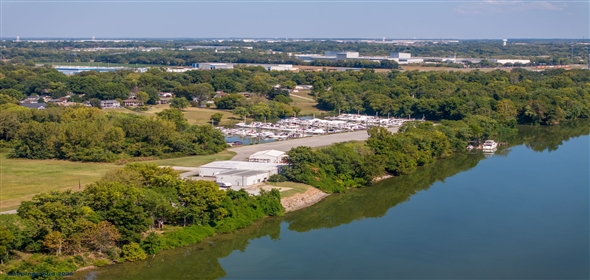 4000 Utica Pike Jeffersonville Indiana, 47130 | Marina with 180 Boat Slips on the Ohio River