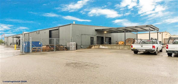4676 Jennings Ln Louisville Kentucky, 40218 | 20,000 SF Office & Warehouse with Secure Yard – Ideal Contractor HQ