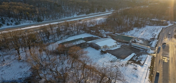 2706 South Park Road Louisville Kentucky, 40219 | Highly Functional Warehouse & Office Space