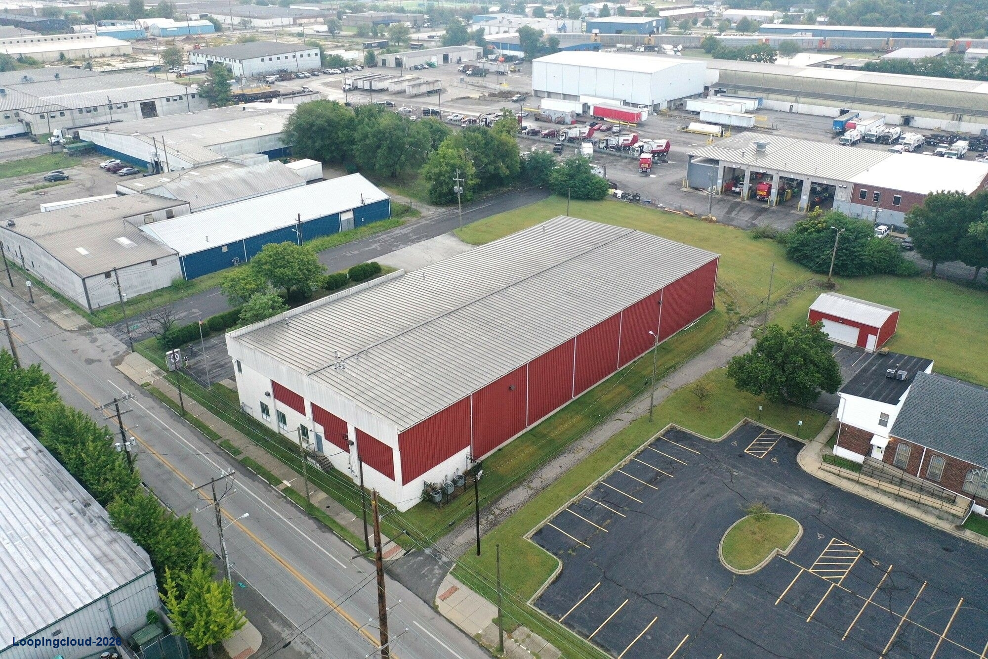 Prime Commercial Property Opportunity in Up-and-Coming Arctic Section