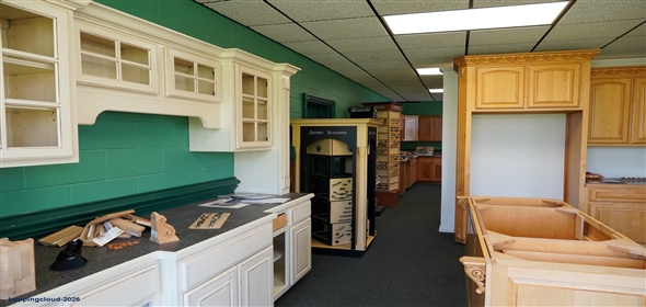 Hodgenville Kentucky, 42748 | Cabinet Manufacturing Business & Real Estate