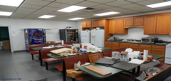 Hodgenville Kentucky, 42748 | Cabinet Manufacturing Business & Real Estate