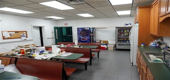 Hodgenville Kentucky, 42748 | Cabinet Manufacturing Business & Real Estate