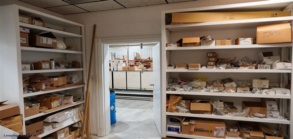 Hodgenville Kentucky, 42748 | Cabinet Manufacturing Business & Real Estate