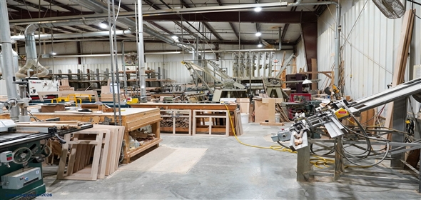 Hodgenville Kentucky, 42748 | Cabinet Manufacturing Business & Real Estate