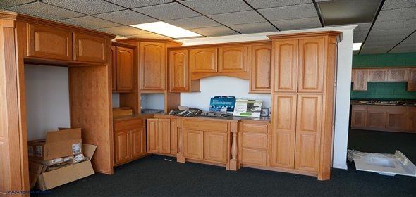 Hodgenville Kentucky, 42748 | Cabinet Manufacturing Business & Real Estate