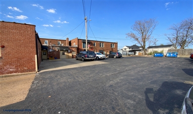 Commercial Property for Sale in Affton Missouri 63123