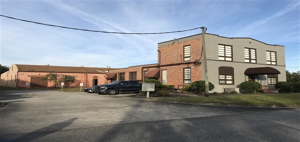 200 & 204 N. Elm Ave , Sanford, FL 32771 Sanford Florida, 32771 | Office/Warehouse Opportunity in Sanford, FL