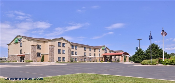 901 SW Robinson Topeka Kansas, 66606 | Holiday Inn Express & Suites West – Topeka