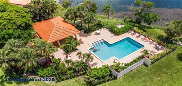 405 Liberty 405 Deerfield Bch Florida, 33442 | Beautifully Maintained first-floor Condo