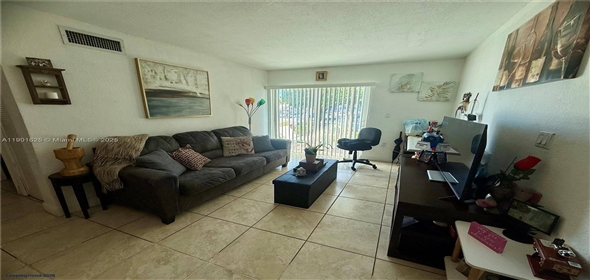 4201 SW 7th St Miami Florida, 33134 | Concrete 4-Plex with Le Jeune Frontage 8/4 with T6-O Zoning