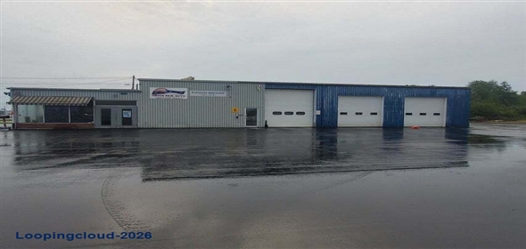 165 New County Rd Thomaston Maine, 04861 | Prime Property in Knox County.