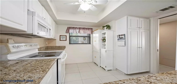 2756 CLUBHOUSE DR #101 Sarasota Florida, 34232 | Exclusive Condominium for Sale