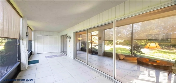 2756 CLUBHOUSE DR #101 Sarasota Florida, 34232 | Exclusive Condominium for Sale