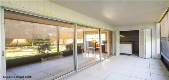 2756 CLUBHOUSE DR #101 Sarasota Florida, 34232 | Exclusive Condominium for Sale