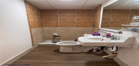 6301 Causeway Blvd Tampa Florida, 33619 | CI-ZONED TAMPA WAREHOUSE W/ OFFICE