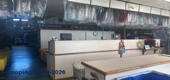 1152 Court Street Clearwater Florida, 33756 | Prime Retail Building 7,668 SF on Highly Trafficked Court St.