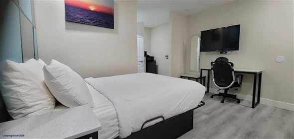 15765 Mojave Dr Victorville California, 92394 | Avenida Hotel