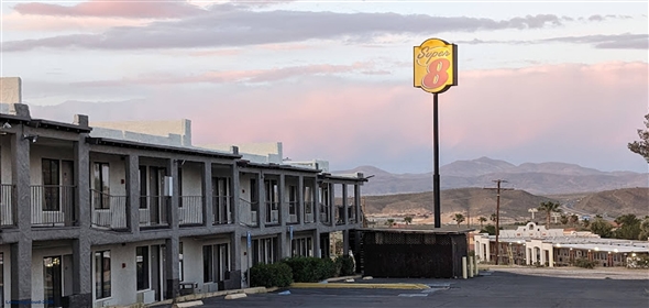 170 Coolwater Ln Barstow California, 92311 | Super 8