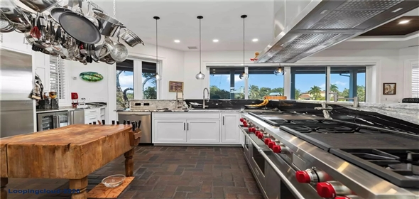 6680 GULF OF MEXICO DR Long Boat Key Florida, 34228 | Exclusive Private Waterfront Family Residence