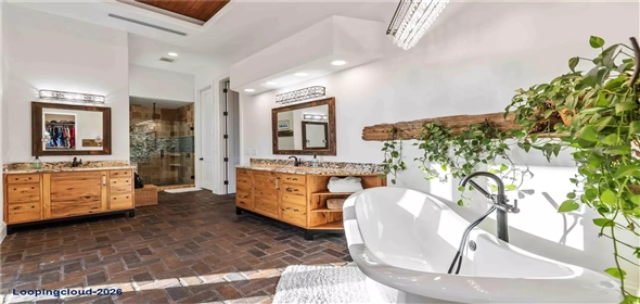 6680 GULF OF MEXICO DR Long Boat Key Florida, 34228 | Exclusive Private Waterfront Family Residence