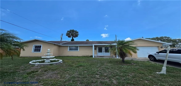 924 31ST ST E Palmetto Florida, 34221 | Single Family Residence