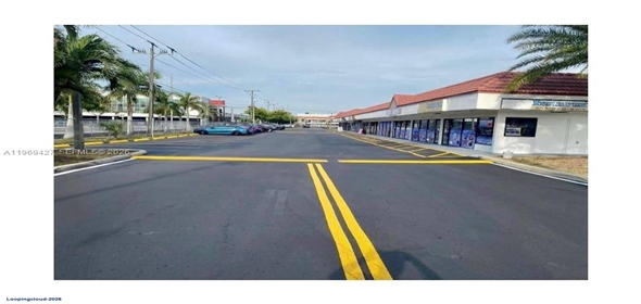 10550 NW 77th Ct # 111 Hialeah Florida, 33016 | Beautiful Office for Lease