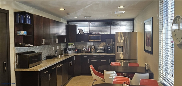 365 Palermo Ave Coral Gables Florida, 33134 | Exclusive Boutique Office