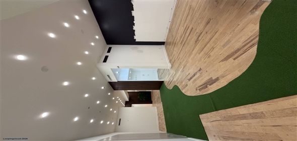 219 Miracle Mile Coral Gables Florida, 33134 | Flagship Retail On Miracle Mile