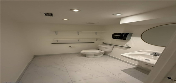 219 Miracle Mile Coral Gables Florida, 33134 | Flagship Retail On Miracle Mile