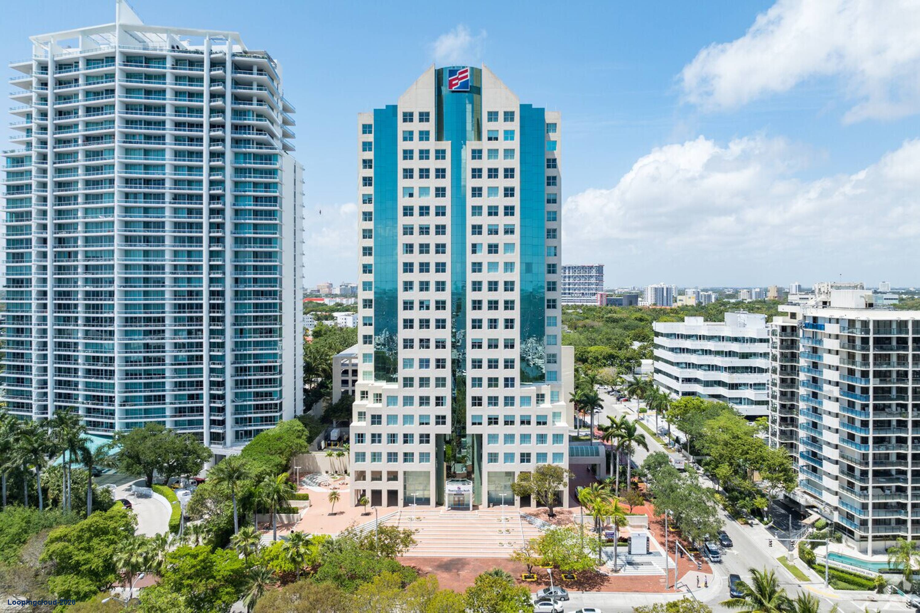 Penthouse Available For Lease in The Heart of Coconut Grove
