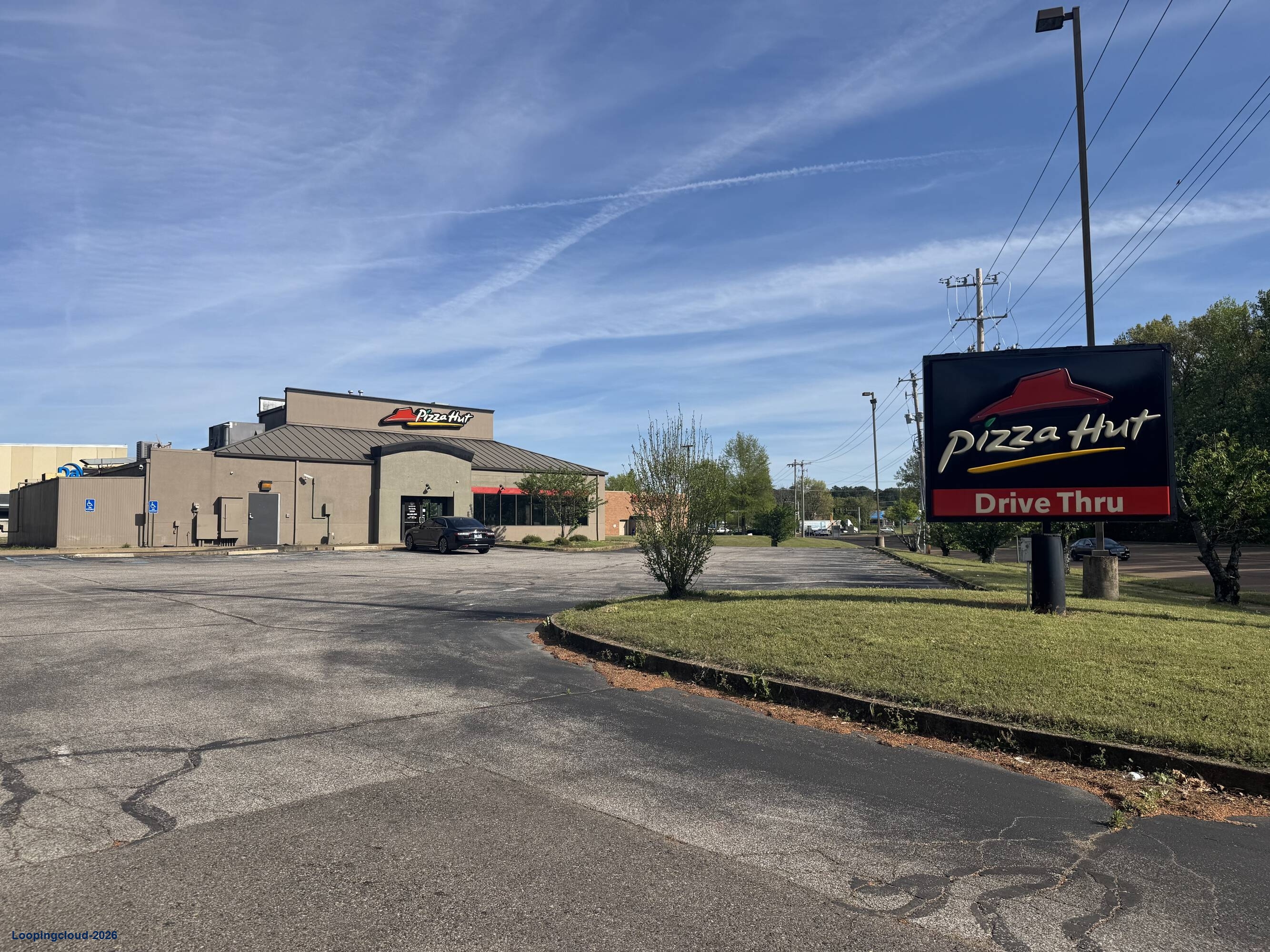 4030 Singleton Pkwy, Memphis, TN 38128 | High-Visibility Retail Corridor