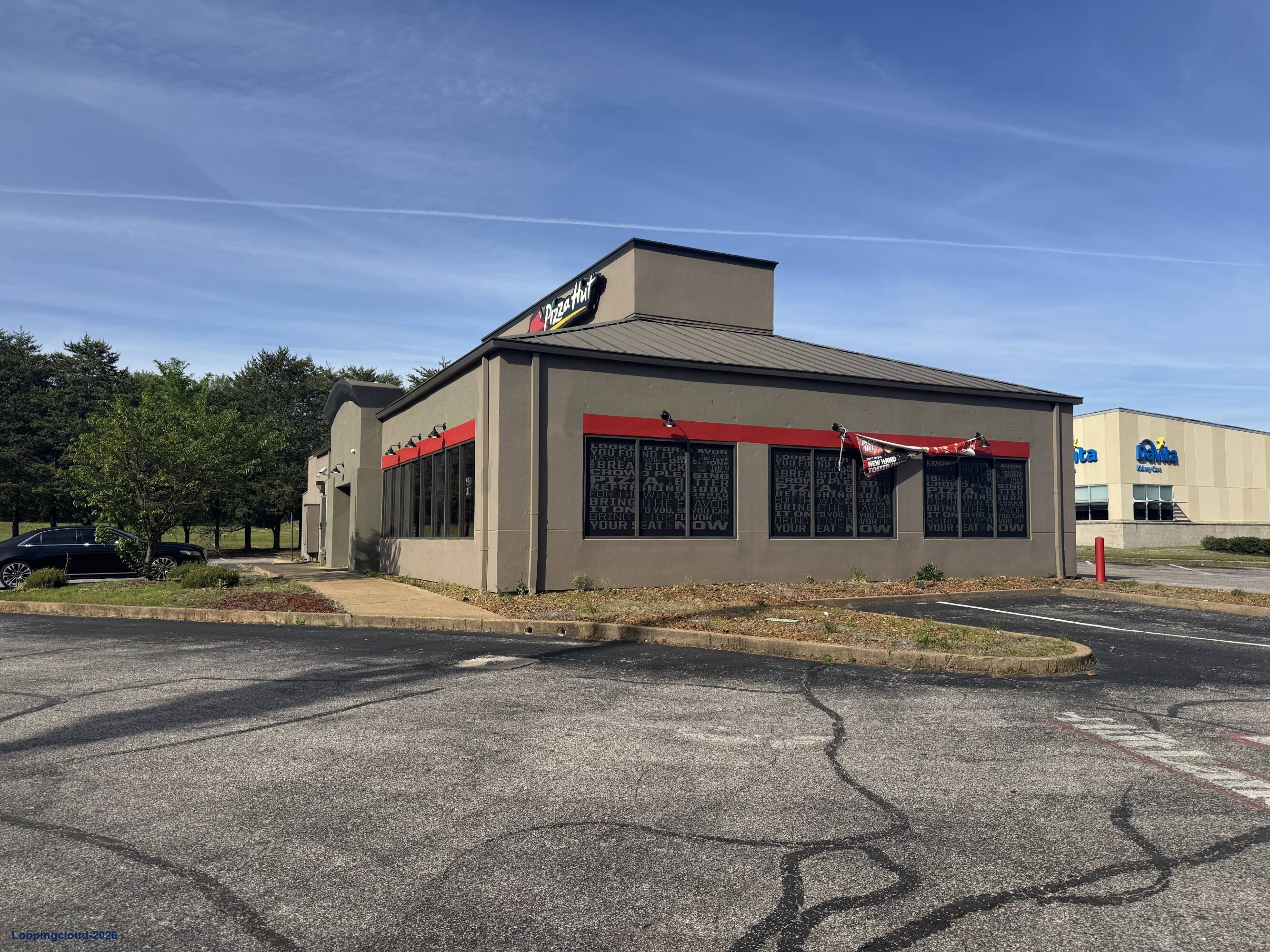 4030 Singleton Pkwy, Memphis, TN 38128 | High-Visibility Retail Corridor